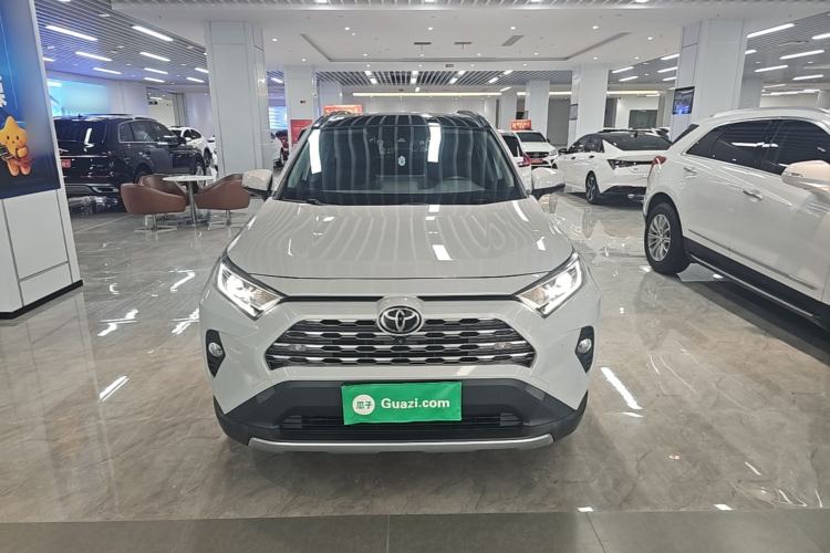Used Toyota RAV4 2020 2.0L CVT Two-Wheel Drive Prestige Edition Front