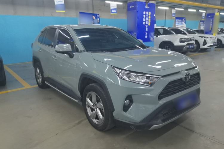 Used Toyota RAV4 2020 2.0L CVT 4x4 Trend Edition Front Right 45 Deg