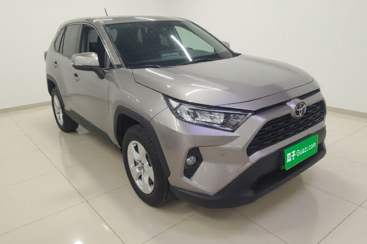 Used Toyota RAV4 2020 2.0L CVT Two-Wheel Drive Urban Edition Front Right 45 Deg