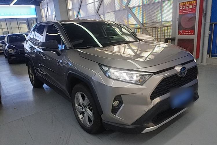 Used Toyota RAV4 2020 Dual-Engine 2.5L E-CVT Two-Wheel Drive Elite Edition Front Right 45 Deg