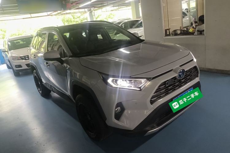 Used Toyota RAV4 2020 Dual-Motor 2.5L E-CVT Four-Wheel Drive Flagship Edition Front Right 45 Deg
