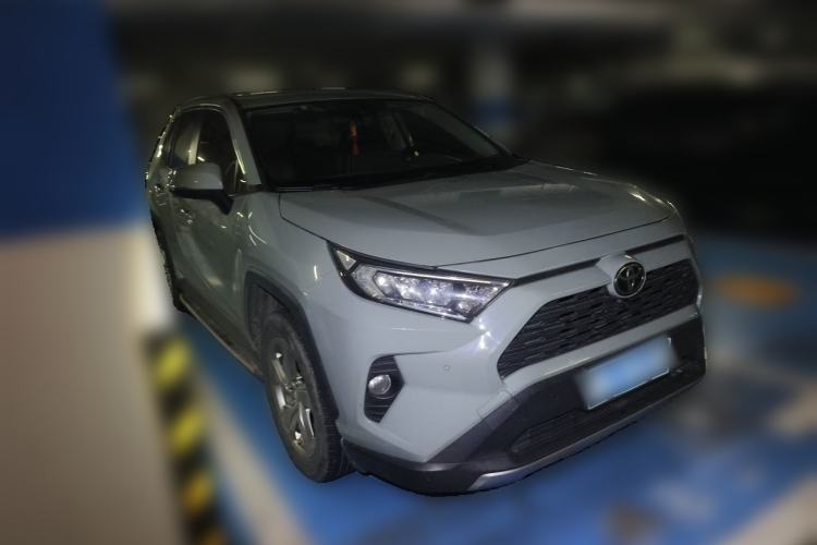 Used Toyota RAV4 2020 2.0L CVT 4x4 Trend Edition Front Right 45 Deg