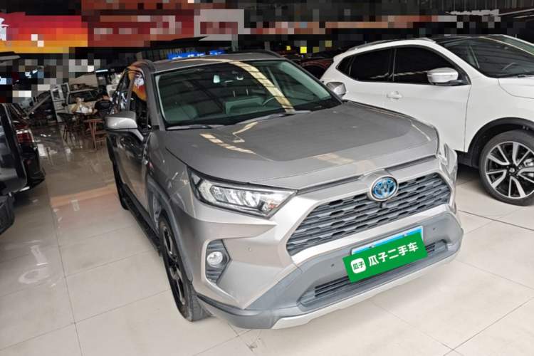 Used Toyota RAV4 2020 Dual-Engine 2.5L E-CVT 4x4 Elite PLUS Edition Front Right 45 Deg