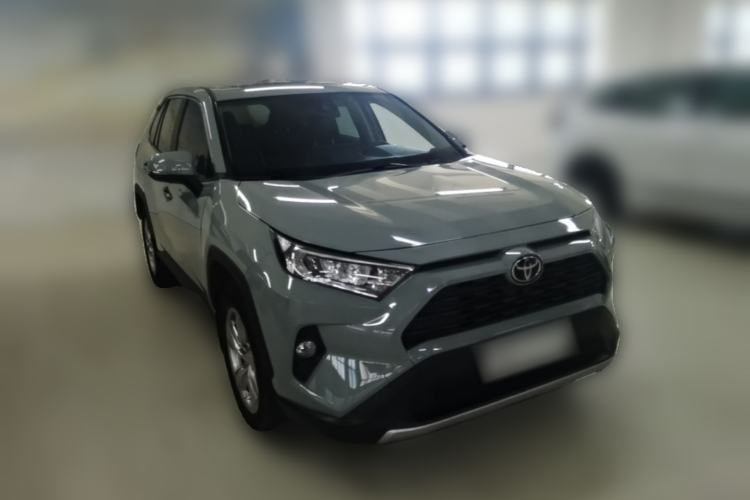 Used Toyota RAV4 2020 2.0L CVT Two-Wheel Drive Fashion Edition Front Right 45 Deg