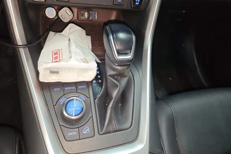 Used Toyota RAV4 2020 2.0L CVT Four-Wheel Drive Prestige Edition Gear Lever