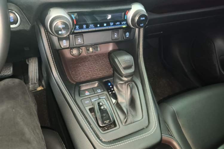 Used Toyota RAV4 2020 2.0L CVT Two-Wheel Drive Prestige Edition Gear Lever