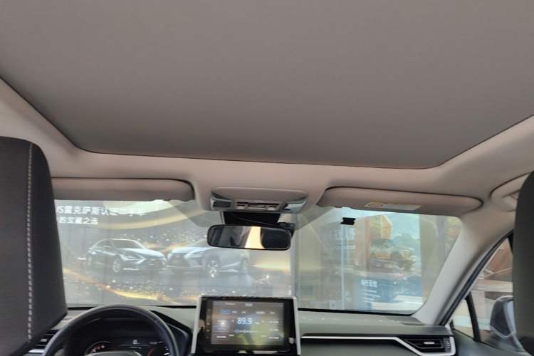 Used Toyota RAV4 2020 2.0L CVT Two-Wheel Drive Prestige Edition Headliner