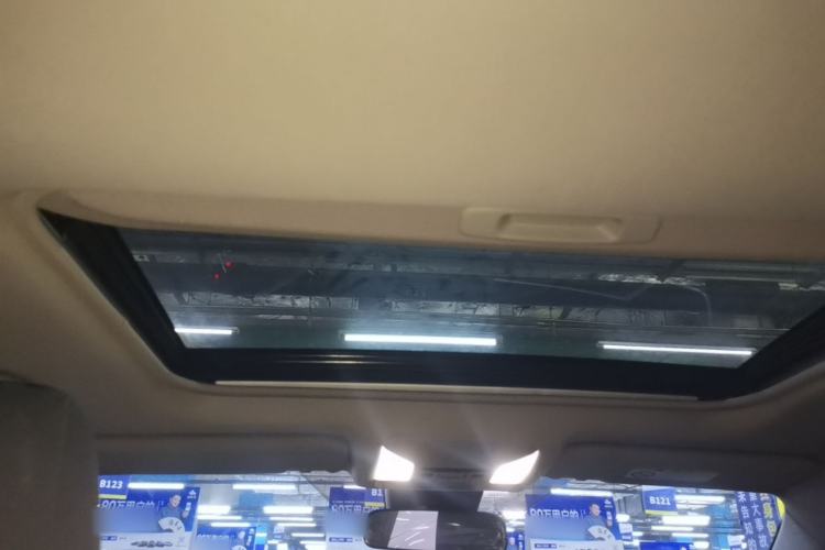 Used Toyota RAV4 2020 2.0L CVT 4x4 Trend Edition Headliner