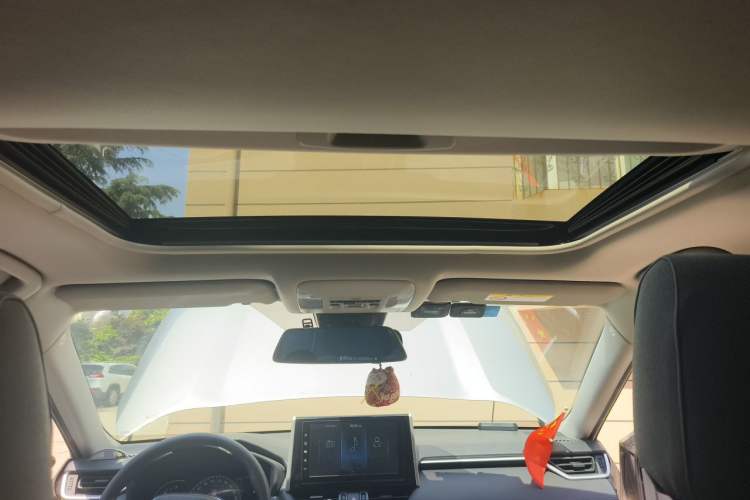 Used Toyota RAV4 2020 2.0L CVT Two-Wheel Drive Fashion Edition Headliner