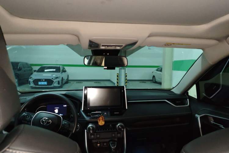 Used Toyota RAV4 2020 2.0L CVT Four-Wheel Drive Prestige Edition Headliner
