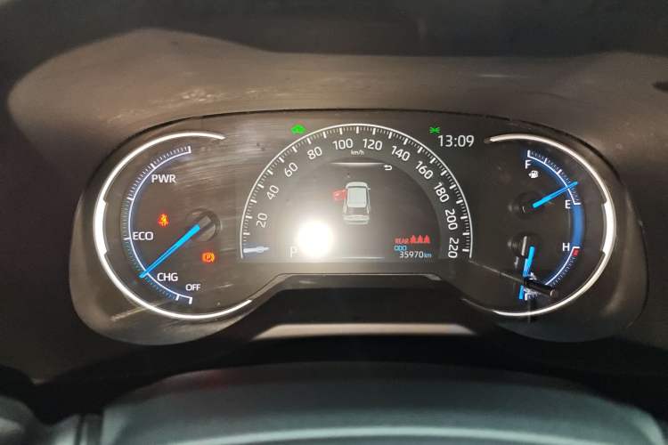 Used Toyota RAV4 2020 Dual-Engine 2.5L E-CVT Two-Wheel Drive Elite Edition Instrument Cluster