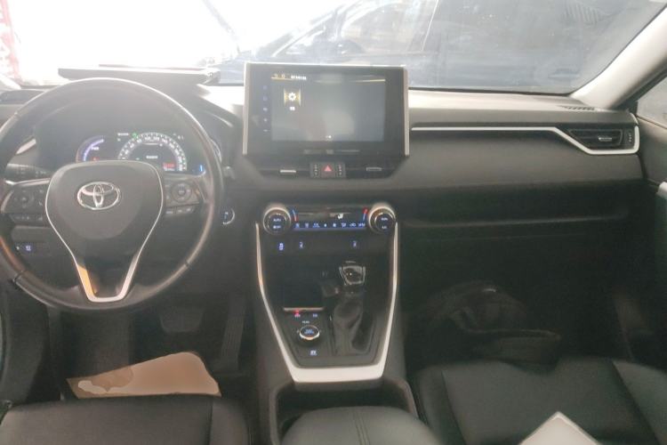 Used Toyota RAV4 2020 Dual-Engine 2.5L E-CVT 4x4 Elite PLUS Edition Interior 2