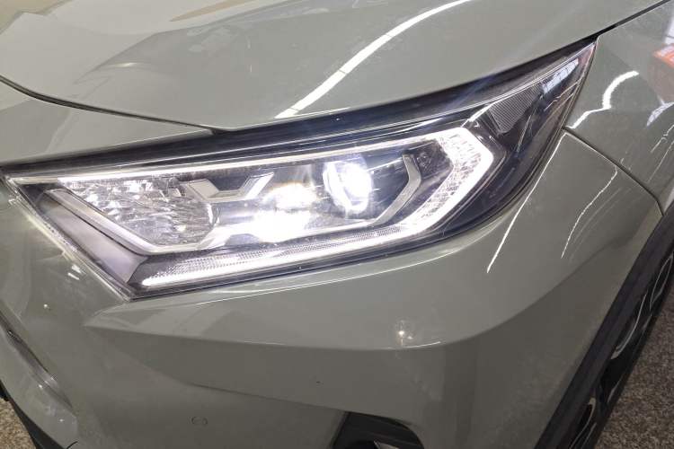 Used Toyota RAV4 2020 2.0L CVT Four-Wheel Drive Prestige Edition Left Front Headlight