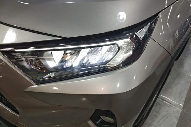 Used Toyota RAV4 2020 2.0L CVT Two-Wheel Drive Fashion Edition Left Front Headlight