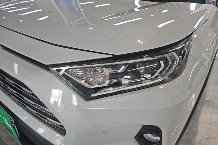 Used Toyota RAV4 2020 2.0L CVT Two-Wheel Drive Prestige Edition Left Front Headlight