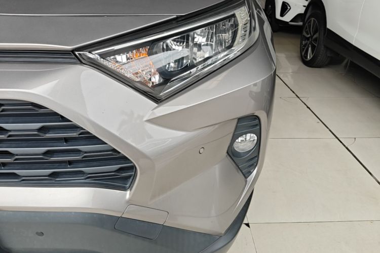 Used Toyota RAV4 2020 Dual-Engine 2.5L E-CVT 4x4 Elite PLUS Edition Left Front Headlight