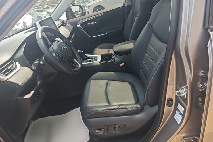 Used Toyota RAV4 2020 2.0L CVT Four-Wheel Drive Prestige Edition Left Front Seat