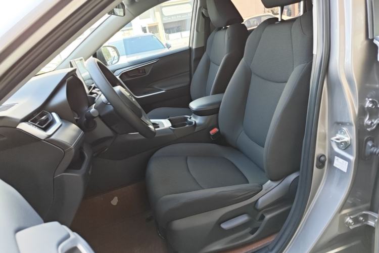 Used Toyota RAV4 2020 2.0L CVT Two-Wheel Drive Urban Edition Left Front Seat