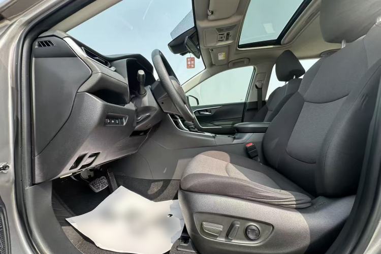 Used Toyota RAV4 2020 Dual-Engine 2.5L E-CVT Two-Wheel Drive Elite Edition Left Front Seat