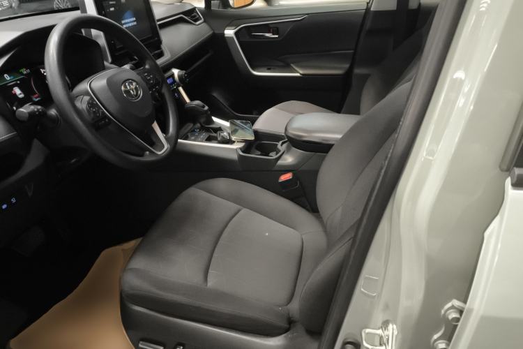 Used Toyota RAV4 2020 2.0L CVT Two-Wheel Drive Fashion Edition Left Front Seat