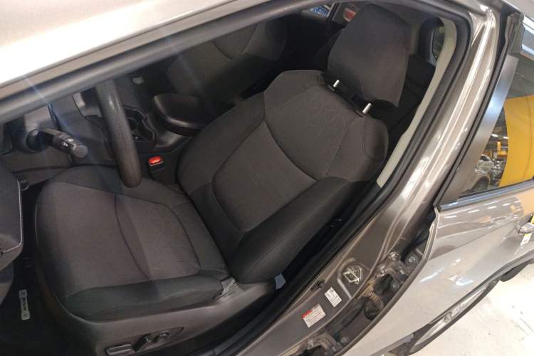 Used Toyota RAV4 2020 2.0L CVT Two-Wheel Drive Fashion Edition Left Front Seat