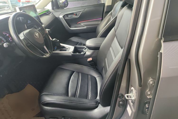 Used Toyota RAV4 2020 2.0L CVT Two-Wheel Drive Fashion Edition Left Front Seat