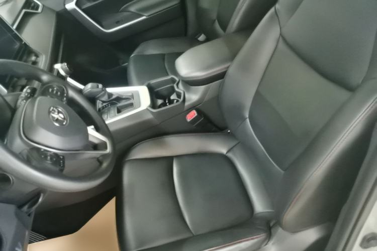 Used Toyota RAV4 2020 2.0L CVT Two-Wheel Drive Fashion Edition Left Front Seat