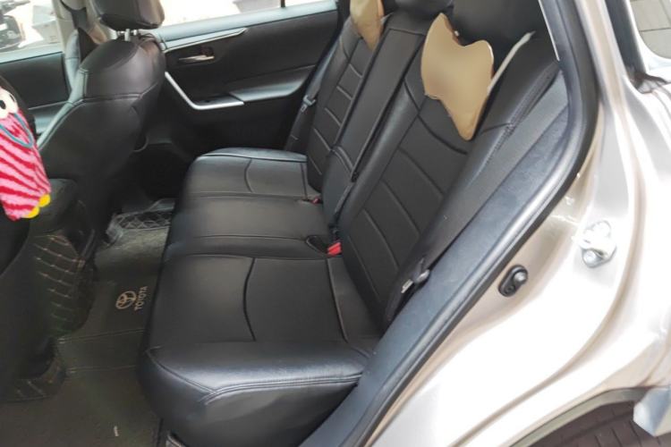 Used Toyota RAV4 2020 2.0L CVT Two-Wheel Drive Fashion Edition Left Rear Seat