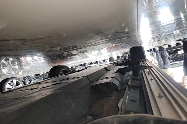Used Toyota RAV4 2020 2.0L CVT Two-Wheel Drive Fashion PLUS Edition Left Side Sill