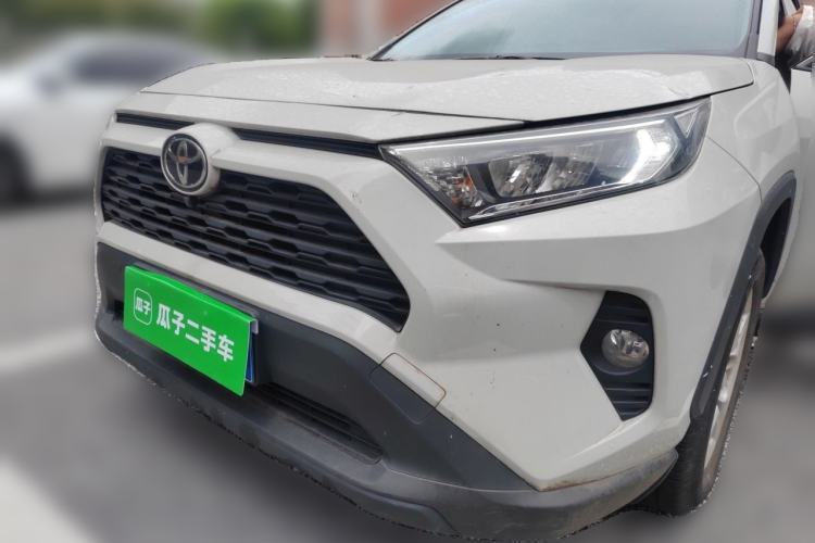 Używany Toyota RAV4 2020 2.0L CVT Two-Wheel Drive Urban Edition Guazi used car, China used car export, Used car for sale, Used cars, Cheapest cars for sale