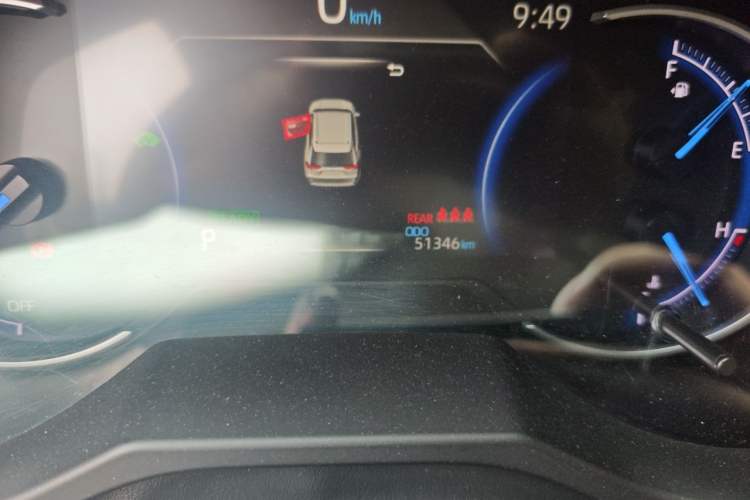 Used Toyota RAV4 2020 Dual-Motor 2.5L E-CVT Four-Wheel Drive Flagship Edition Odometer Close Up