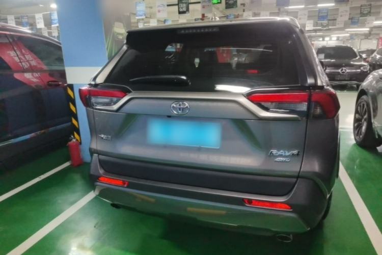 Used Toyota RAV4 2020 2.0L CVT 4x4 Style PLUS Edition Rear