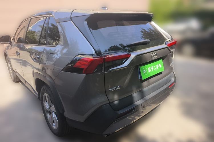 Used Toyota RAV4 2020 2.0L CVT Two-Wheel Drive Fashion Edition Rear Left 45 Deg