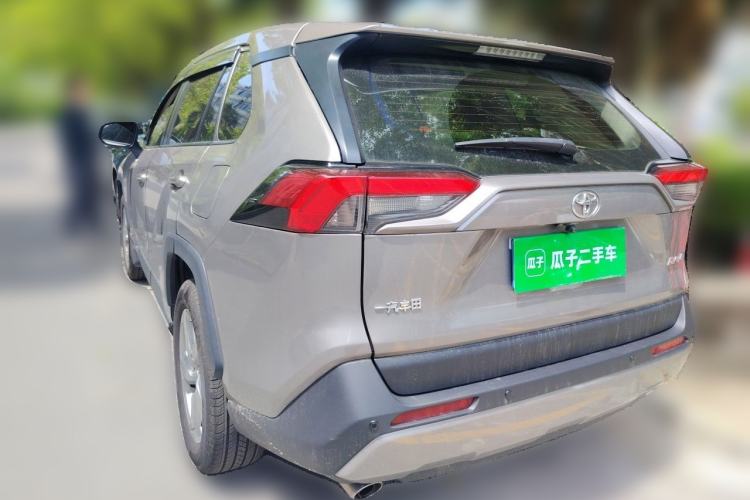 Used Toyota RAV4 2020 2.0L CVT Two-Wheel Drive Fashion PLUS Edition Rear Left 45 Deg