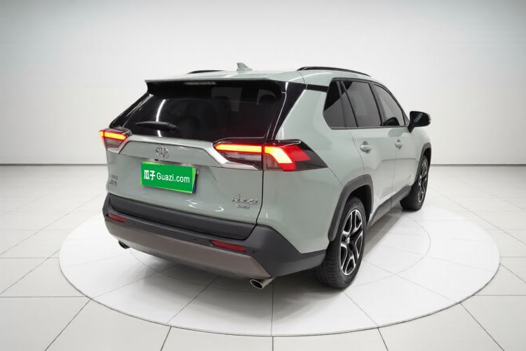 Used Toyota RAV4 2020 2.0L CVT Four-Wheel Drive Prestige Edition Rear Right 45 Deg