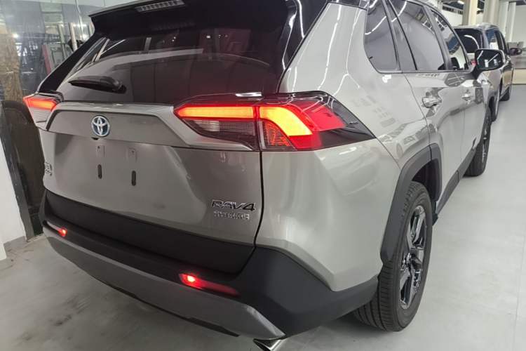 Used Toyota RAV4 2020 Dual-Motor 2.5L E-CVT Four-Wheel Drive Flagship Edition Rear Right 45 Deg