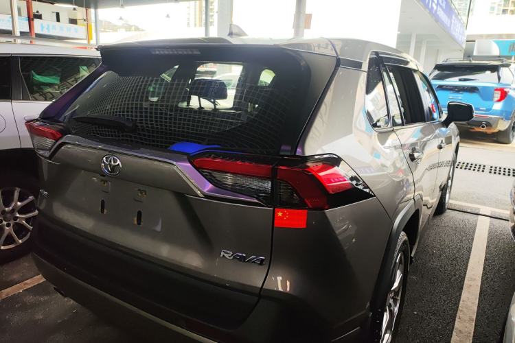 Used Toyota RAV4 2020 2.0L CVT Two-Wheel Drive Fashion Edition Rear Right 45 Deg