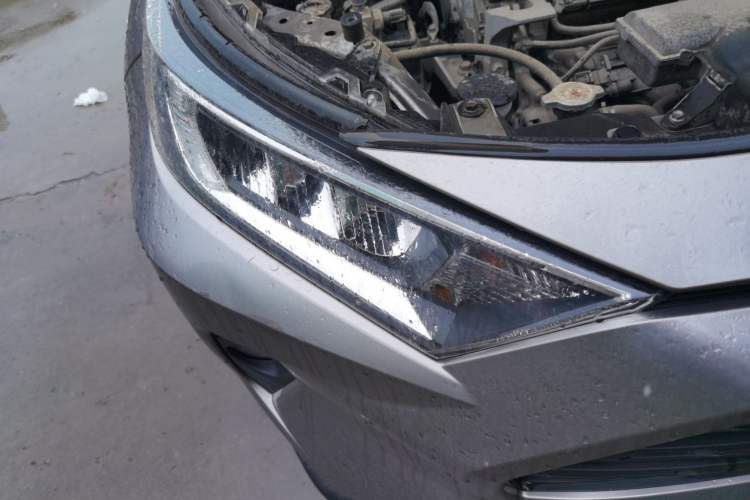 Used Toyota RAV4 2020 2.0L CVT Two-Wheel Drive Fashion PLUS Edition Right Front Headlight