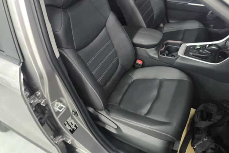 Used Toyota RAV4 2020 Dual-Motor 2.5L E-CVT Four-Wheel Drive Flagship Edition Right Front Seat