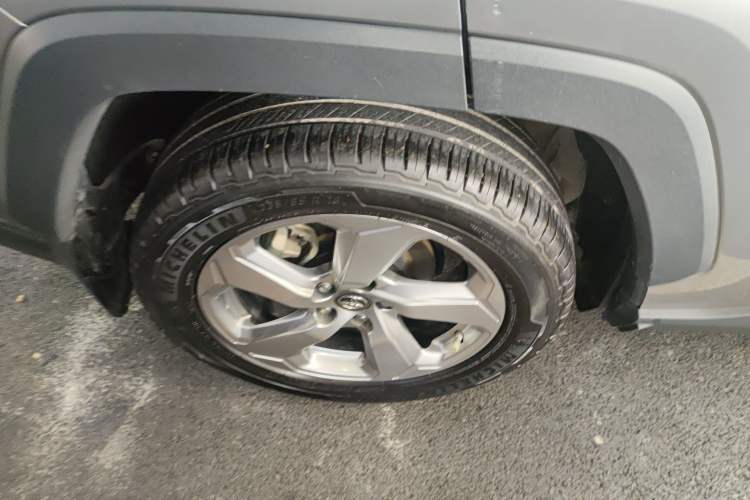 Used Toyota RAV4 2020 2.0L CVT Two-Wheel Drive Fashion Edition Right Rear Wheel Hub
