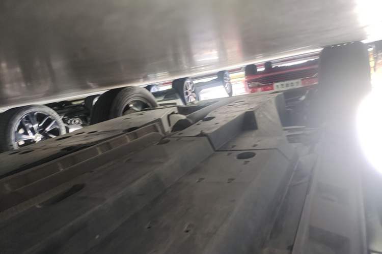 Used Toyota RAV4 2020 2.0L CVT Two-Wheel Drive Fashion Edition Right Side Sill