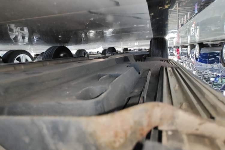 Used Toyota RAV4 2020 2.0L CVT Two-Wheel Drive Fashion PLUS Edition Right Side Sill