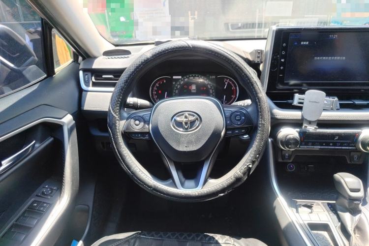 Used Toyota RAV4 2020 2.0L CVT Two-Wheel Drive Fashion Edition Steering Wheel