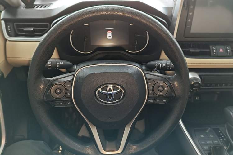 Used Toyota RAV4 2020 2.0L CVT 4x4 Trend Edition Steering Wheel