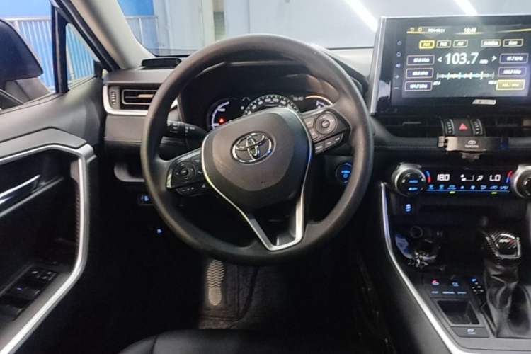 Used Toyota RAV4 2020 Dual-Engine 2.5L E-CVT Two-Wheel Drive Elite Edition Steering Wheel