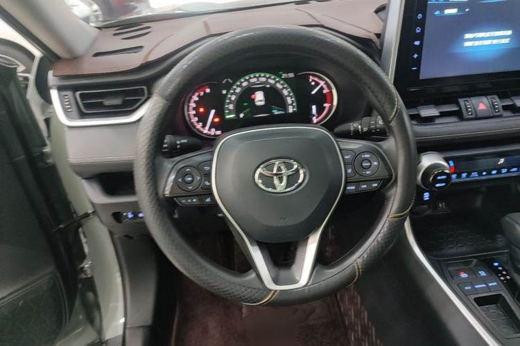 Used Toyota RAV4 2020 2.0L CVT Two-Wheel Drive Fashion Edition Steering Wheel