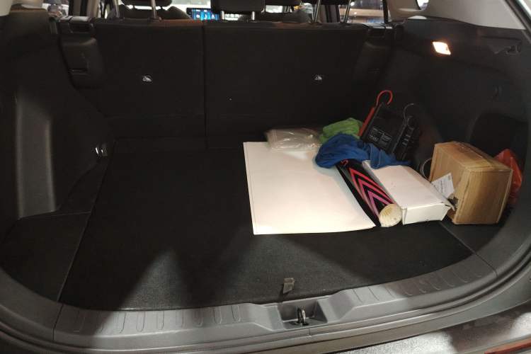 Used Toyota RAV4 2020 2.0L CVT Two-Wheel Drive Fashion Edition Trunk