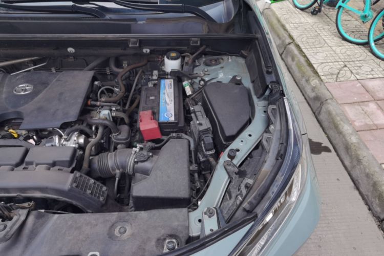 Used Toyota RAV4 2020 2.0L CVT 4x4 Trend Edition Engine Bay Left