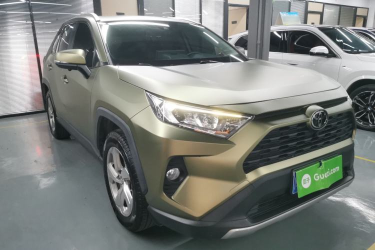 Used Toyota RAV4 2020 2.0L CVT Two-Wheel Drive Fashion Edition Exterior 2