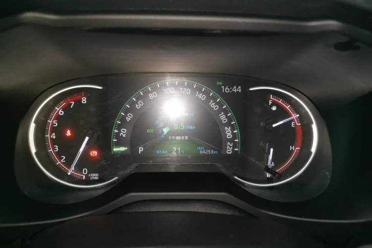 Used Toyota RAV4 2020 2.0L CVT Two-Wheel Drive Fashion Edition Instrument Cluster